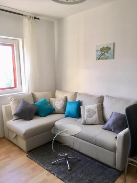Family Friendly Holiday Home "Ana" Sibenik Bagian luar foto